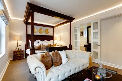 Image de Fantastic wide home in the heart of Chelsea