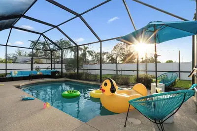 Image de 6 miles to Ami, Img: Heated Pool Game Room Flexible longer stays Dog Ok