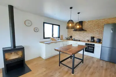 Image de Chez Mamie - maison cosy proche mer - La Torche