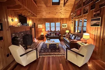 Image de Ski House - Lake Winni Home 20 minutes to Gunstock