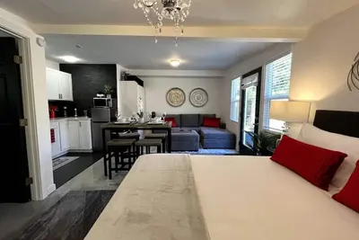 Image de The Hudson Suite Spot - Studio Apt Close to Asu