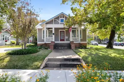 Image de Quiet & clean, minutes from downtown Brenham!
