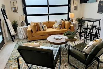 Image de Gorgeous, Newly Built Guesthouse In Charming  Downtown Geneva!