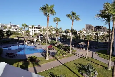Image de Lovely 3-bedroom Condo with pool D 201