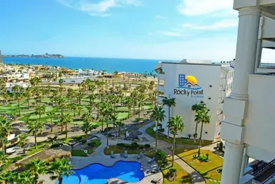 Image de D704 Rocky Point Luxury Condo