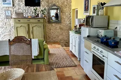 Image de Beautiful one bedroom cottage with pool.