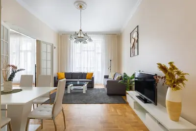 Image de spacious family apartment in the city center