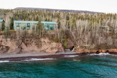 Image de Ski, Hike, Bike, Relax: Tofte Townhome w/ Deck!