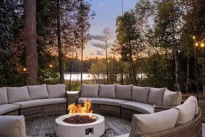 Image de Pineapple Lake House: Pet-Friendly, Waterfront Getaway with Wi-Fi