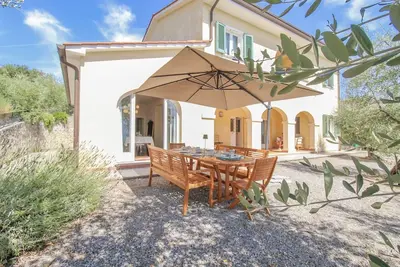 Image de Villa Poggio Scalette: Elegance meets comfort amidst the olive trees