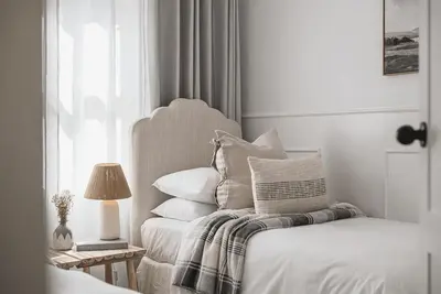 Image de The Tradesmans Cottage: One - This truly is the perfect space to get away from the city crowds and enjoy the fresh country air.