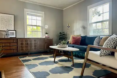 Image de Modern vintage 3br in heart of Hilton Village. Cnu I Nn Shipyard I Riverside