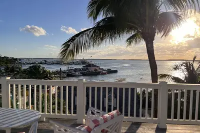 Image de Historic Strawberry House - at the waterfront in Dunmore Town, Harbour Island