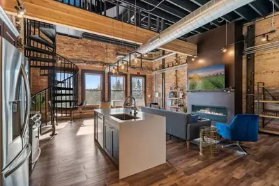 Image de Condo steps away from Lake Superior/Canal Park