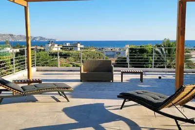 Crete aparthouse Nort\nModern Apartment with Shared Sea View Patio near beach