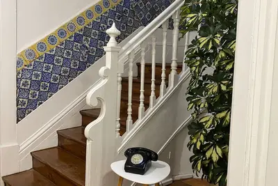 Image de Desfrute da Rua dos Caldeireiros no coração do património mundial da Unesco