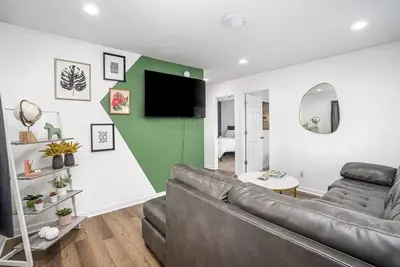 Image de Centrally Located, 3bd Urban Oasis