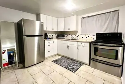 Image de 4bd cozy secondary suite!