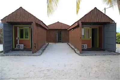 Image de Paisible, Privé, Isolé, Calme, Convivial, Animé, Urbain