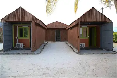 Image de Paisible, Privé, Isolé, Calme, Convivial, Animé, Urbain