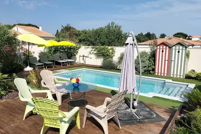 Image de Royan / Vaux sur Mer, belle villa avec piscine, 9 personnes à 1, 5 km de la mer.