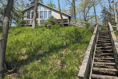 Image de Spring Fishing on South Long l Walleye & Relaxation