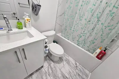 Image de 2 Bedrooms Guest Suite & Free airport pick up!