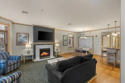 Image de Spacious Blue Harbor 2 bedr courtyard view condo w/ Breaker Bay Waterpark access