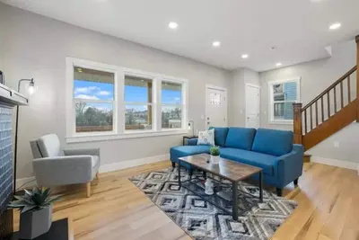 Image de Modern Lux 3br 3ba CentralFreePK. \n\n