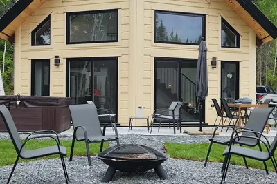 Image de Chalet pour 6  Lac St-Jean: Quai, paddle, spa