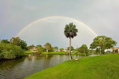 Image de Manatee Landing ~ Art District Waterfront 3/2 In Eau Gallie at Melbourne, Fl\n\n