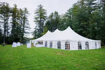 Image de Lakeside property located on a lake in Goffstown, Nh.