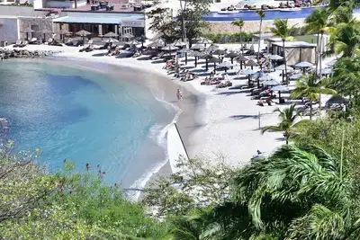 Image de Beachfront Cozy Apt. Min to Beach, Royalton & Sandals. 2 miles from Rodney bay