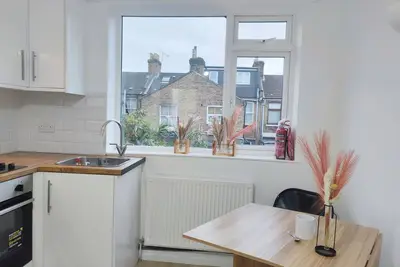 Image de 2-Bed flat near park in Central London