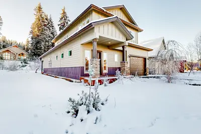 Image de All-season hideaway with gas grill, deck, full kitchen, internet, Ac, & W/D