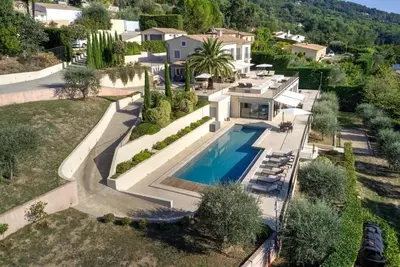 Image de Near Valbonne, modern villa. One - or two family but with separate accommodation