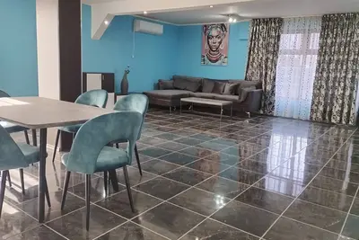 Image de Convenient location. Downtown cozy place. All sightseeing is available around.