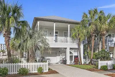 Image de 4br Split-Level Home with Private Pool + Separate Lower Retreat | Le Zoute