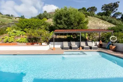 Image de Panoramic View 5br/3Bath Pool Private Tennis Court