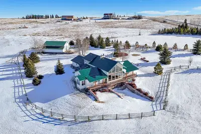 Image de Massive Red Lodge Mountain Hideaway w/ Views!