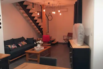 Image de Maison au centre ville, à 100 mètres du marché, à 100 mètres de l'étang de thau