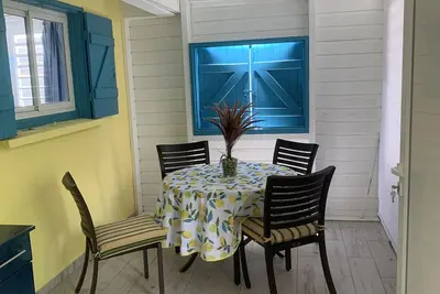 Image de Rez de jardin, appartement jardin tropical