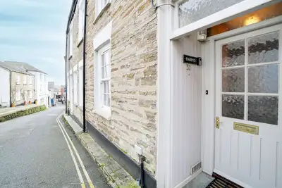 Image de Hardys Cottage, Padstow - a perfectly located property sleeps up to six guests.