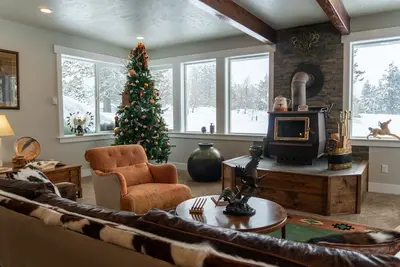 Image de Fully remodeled historic Gem\n\nSee Prop Id:2252490 for Guest Reviews