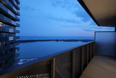 Image de Toronto Luxury condo with amazing Lake & city view and best amenities