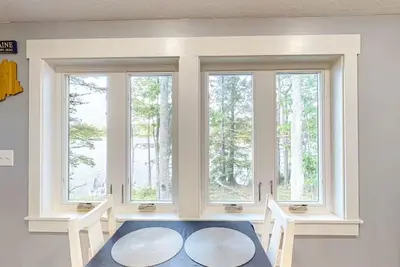 Image de Quiet Leonard Lake Retreat, Beautiful Waterfront Home