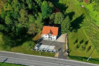 Image de Appartement de deux chambres avec le balcon Rakovica, Plitvice (A-21121-a)