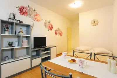 Image de Appartement d'une chambre avec la terrasse Baska Voda, Makarska (A-21774-b)