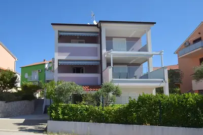 Image de Appartement de deux chambres avec le balcon Njivice, Krk (A-21902-a)