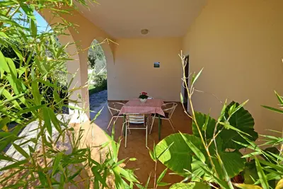 Image de Appartement d'une chambre avec la terrasse Valica, Umag (A-21926-a)